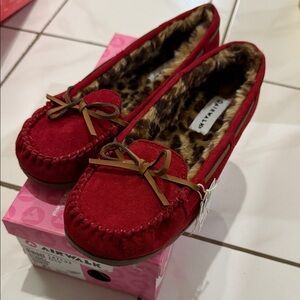 Airwalk flurry flocon shoes.